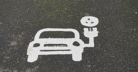 No Subsidy for Used EVs? What Still Works: Tax Breaks and V2H