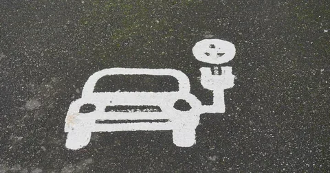Kanagawa EV Subsidies 2026: Prefecture Covers Commercial Only; Individuals Use Municipality + National